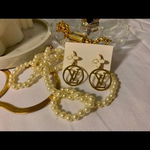 Louis Vuitton LV Pendant Logo Dangle Earrings